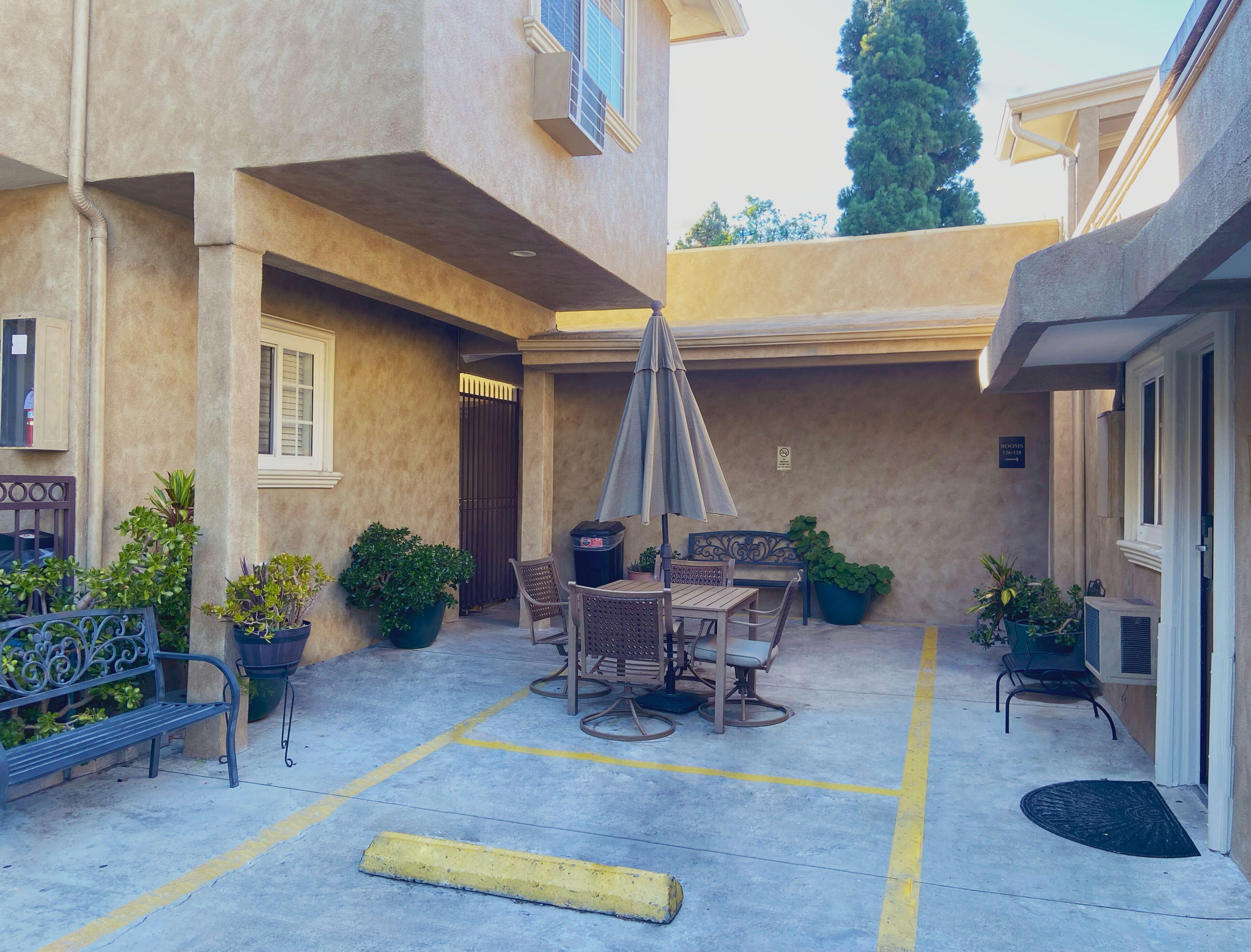 Nite Inn At Universal City - Walking Distance To Universal Studios Hollywood, Los Angeles